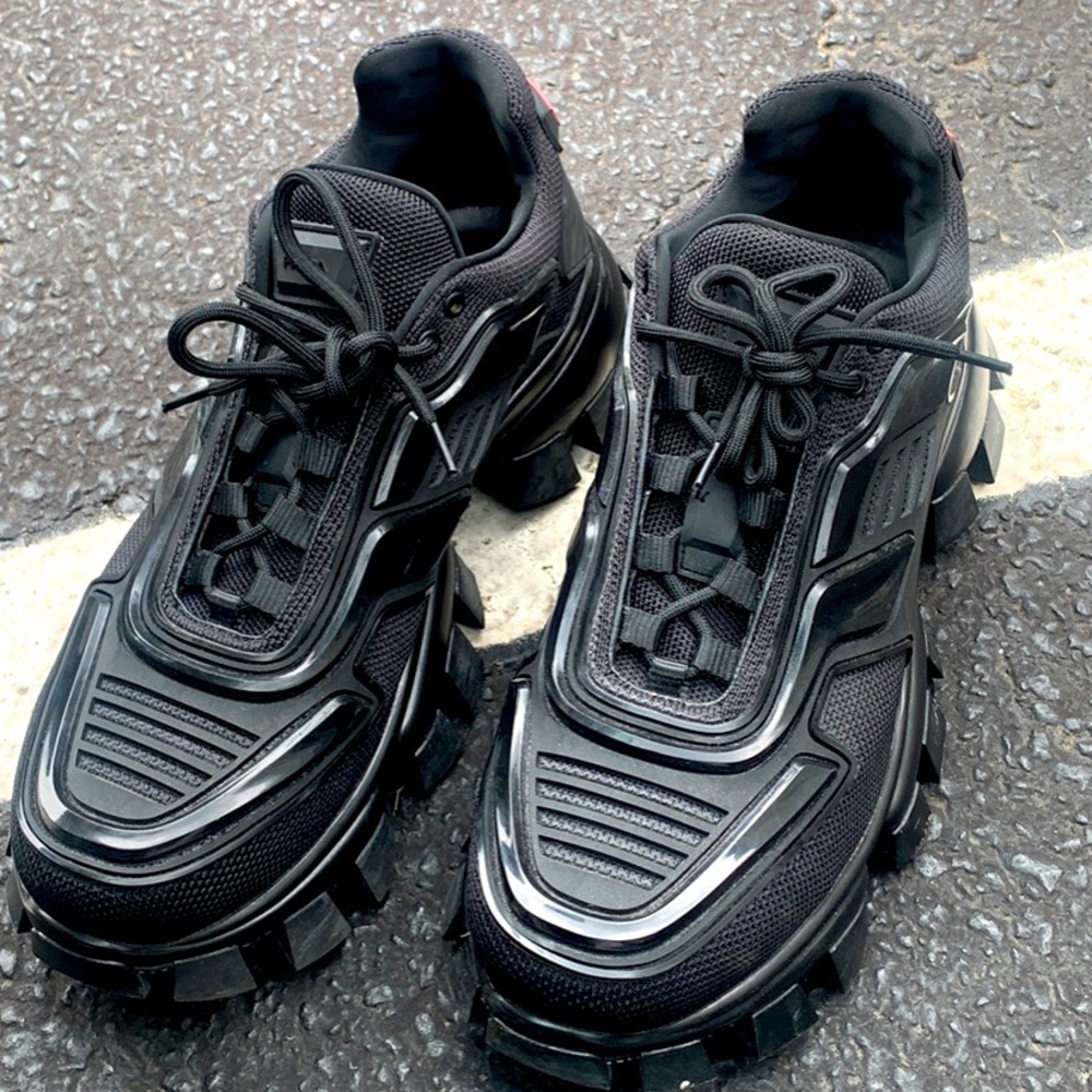I am selling my Prada shoes,I’m really taking the best offer